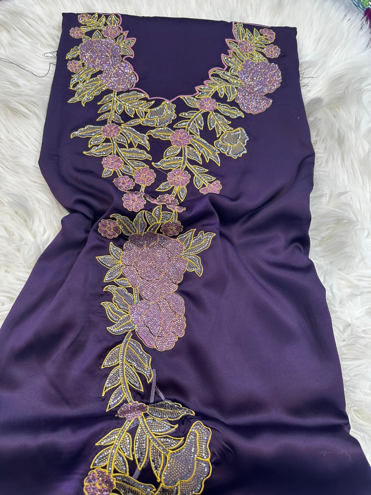 Mokhawar Sada Embroidery